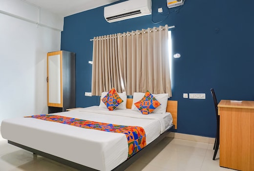 FabHotel Silver Oak - Nr. Pune International Airport