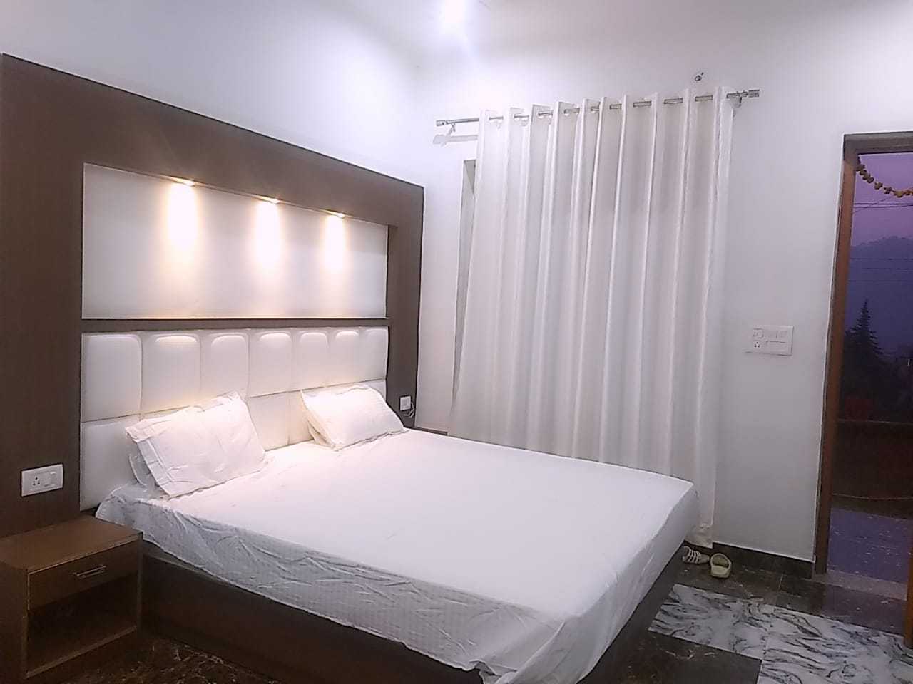 Lawendra Home Stay - Tap to explore photos