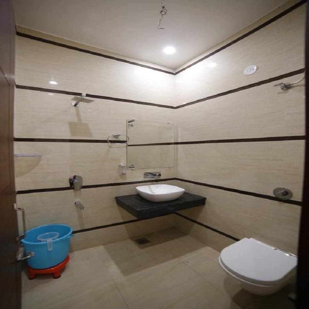 Nanda Lodge Pathankot - Tap to explore photos