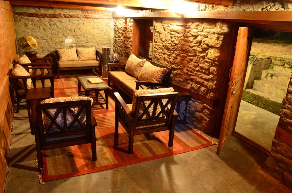 The Apple Home | 2 BHK Cottage - Tap to explore photos