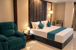Tanora Hotels, Indore