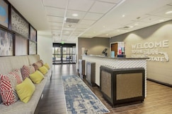 Hampton Inn & Suites by Hilton Orlando-Apopka, Orlando