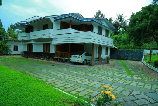 Zarahs Homestay- A truly countryside home stay in central Kerala.