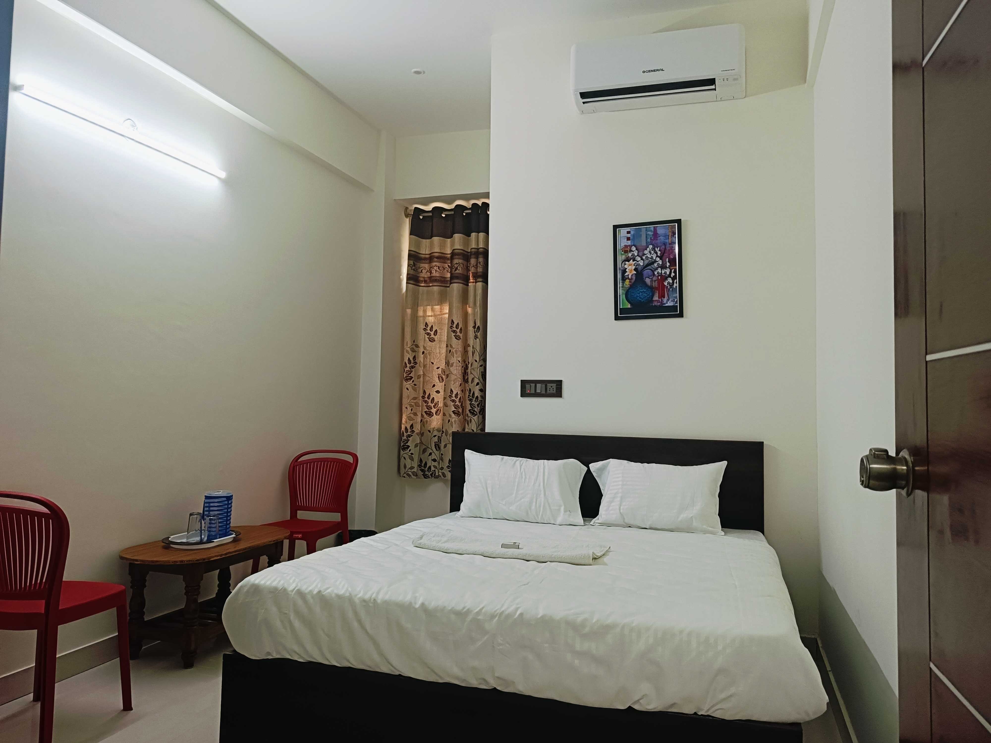 Hotel O J.K. Suites & Rooms - Tap to explore photos