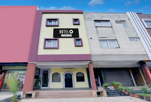 Super Hotel O Kalgidhar Enclave Baltana Formerly Indiano