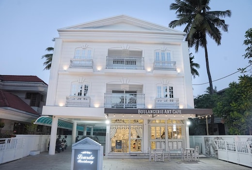 White Chateau