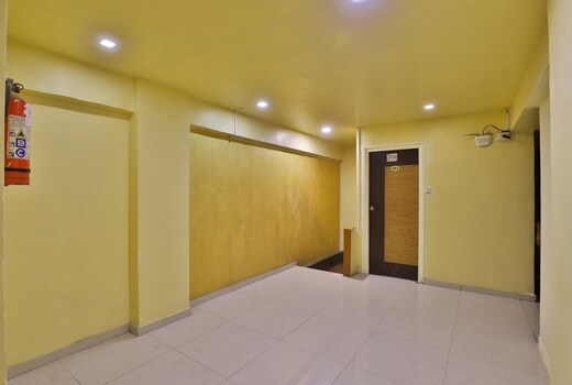 Hotel O Shreeji Palace