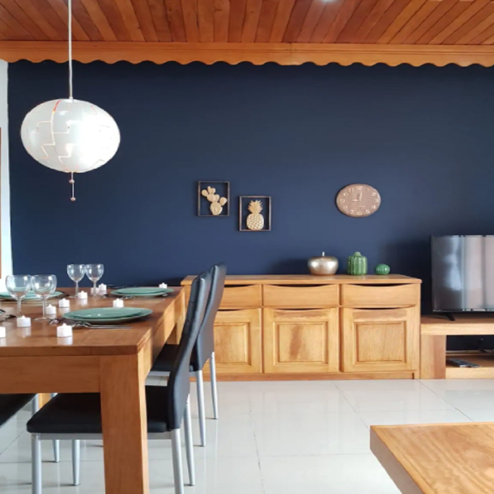New Town Homestay - Tap to explore photos