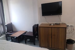 Vishnu Priya AC Lodge, Allagadda