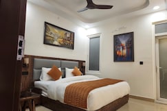 Hotel River view guest house, Loni