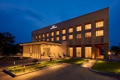 Prachi Sarovar Premiere Bhubaneshwar, Bhubaneshwar