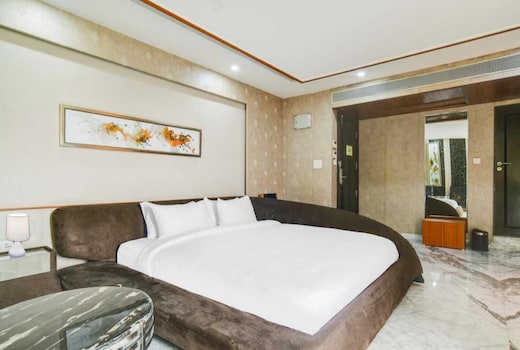 Townhouse Oak Army Aviation Base Jhansi