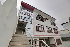 Hotel O Hameed, Srinagar