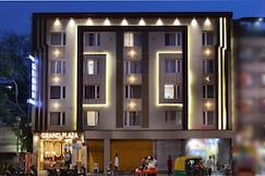 Hotel Grand Plaza, Delhi