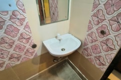 Hotel O Krishna Bhawan, Howrah