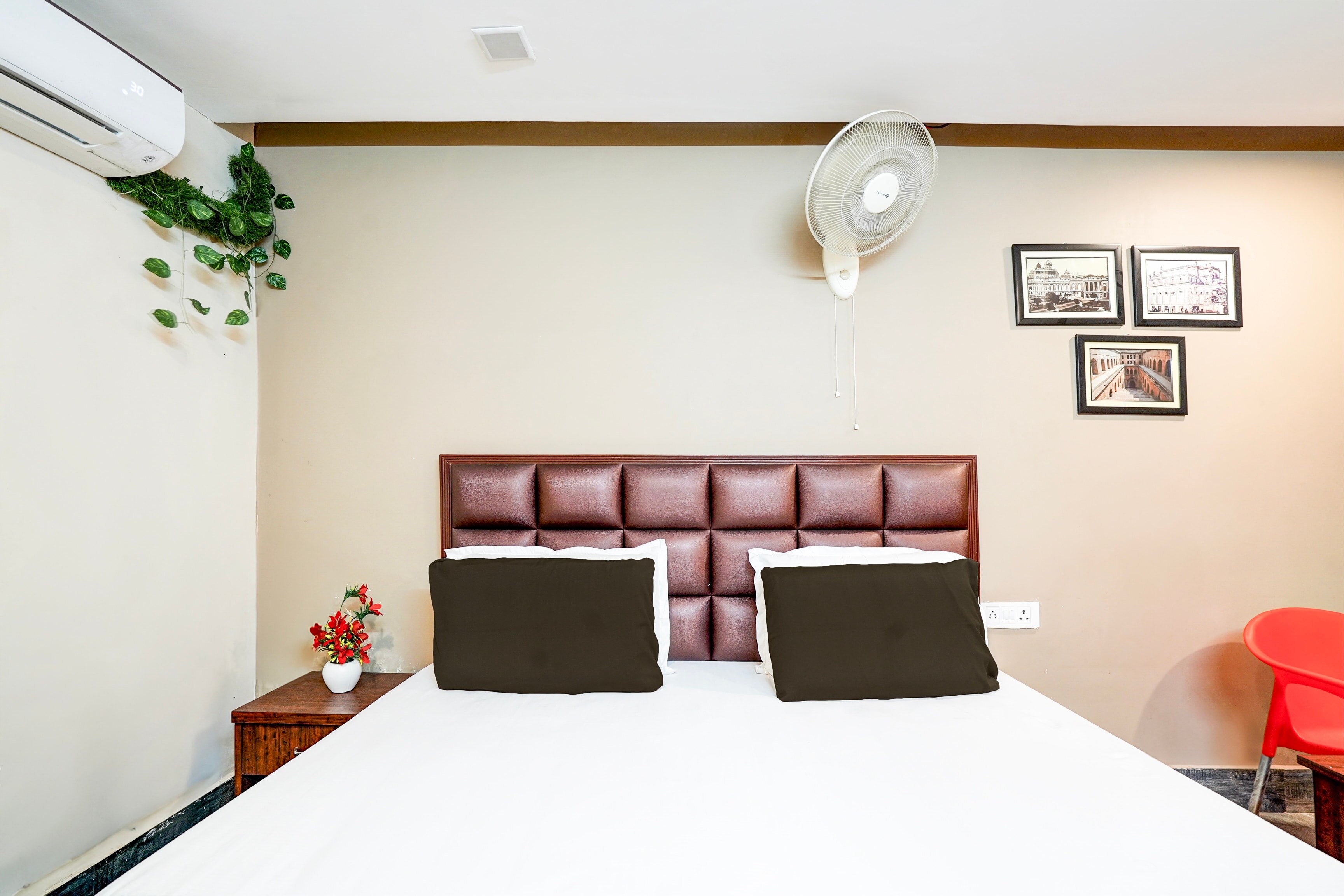 Hotel O Awadh Court - Tap to explore photos