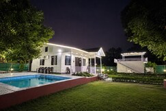 SAS Farms, Greater Noida