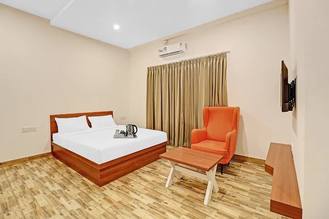 Sri Udupi Park Suites PMC - Tap to explore photos