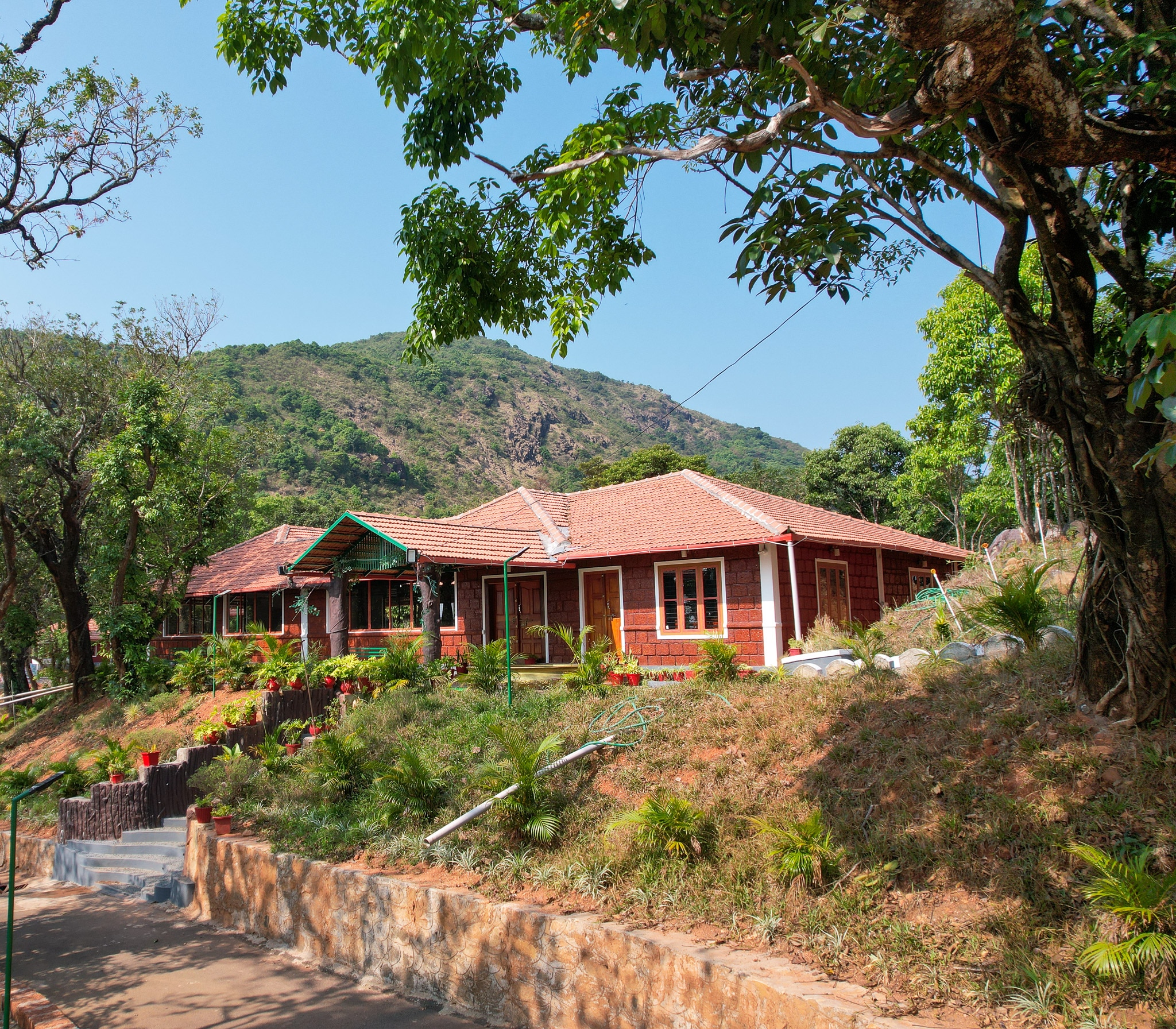 Celestial Heights Home Stay - Tap to explore photos