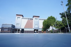 CR RESORT, Bhiwani