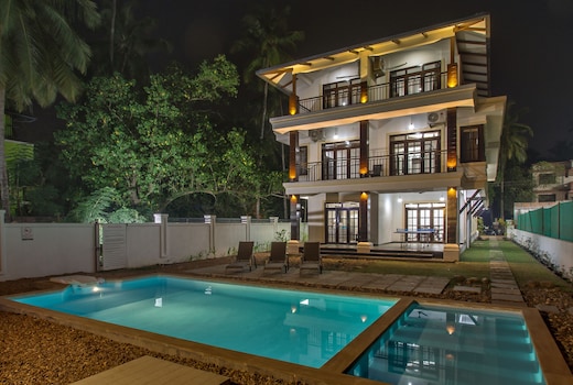 Villa Calangute Phase 12- 6BHK Villa with Pool & open to sky bathroom