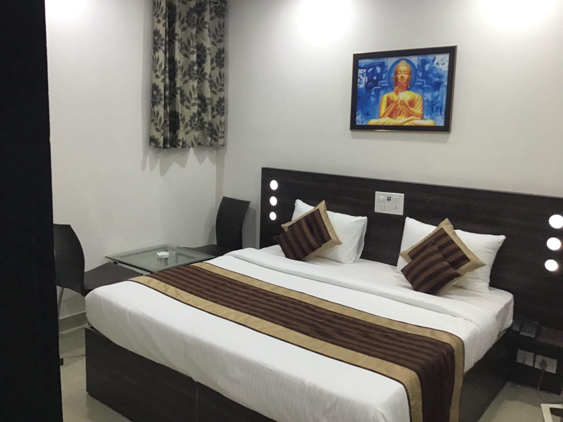 Karon Homestay near Lajpat Nagar - Tap to explore photos