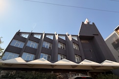 HOTEL WAY WAIT PARK TREAT, Palanpur