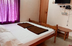 Deluxe AC Room