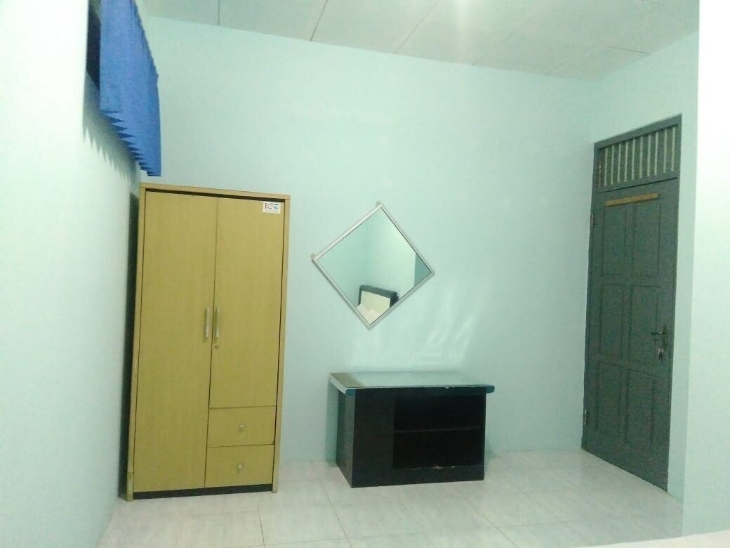OYO 90766 Gardenia Boarding House - Tap to explore photos