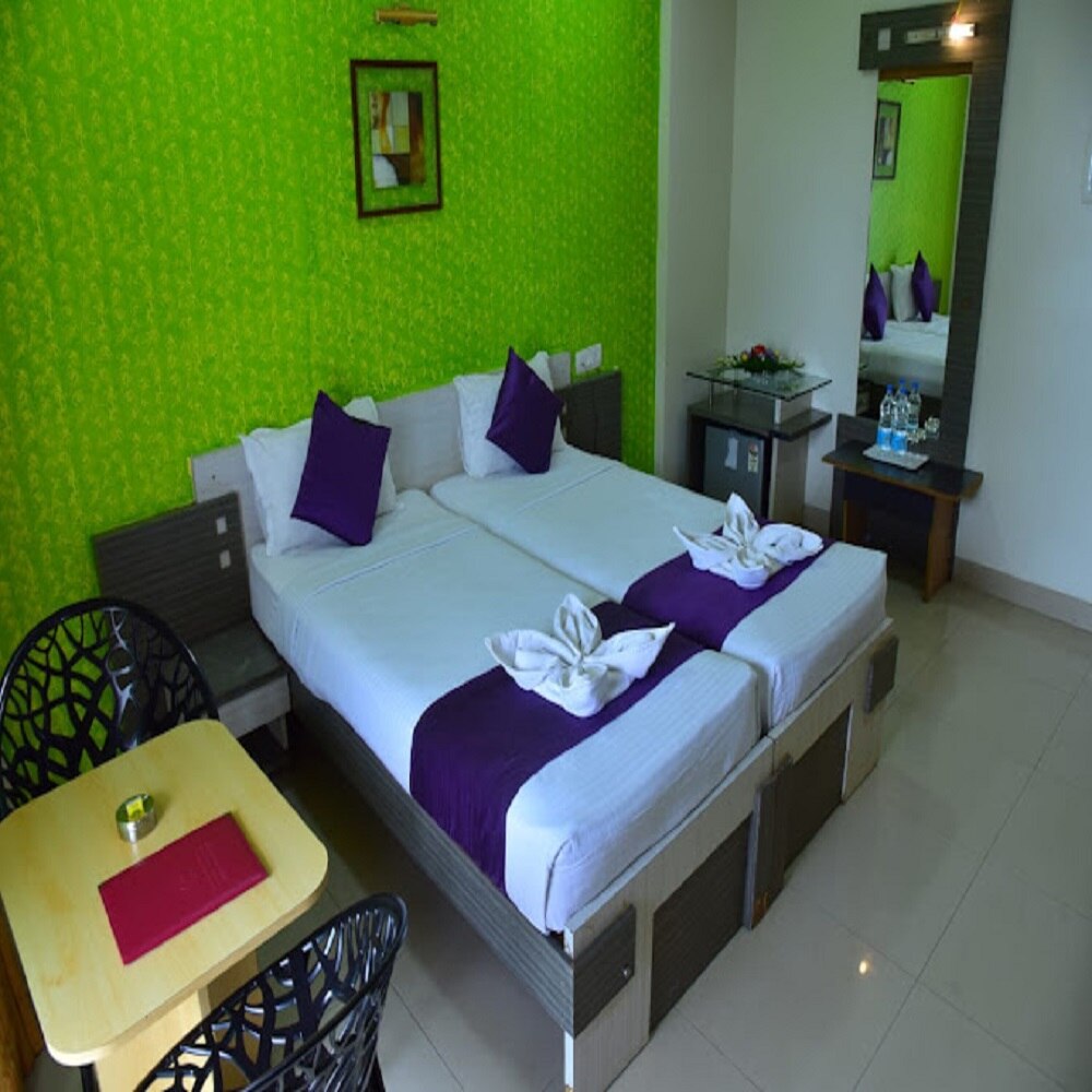 THE BLISS RESORT 2