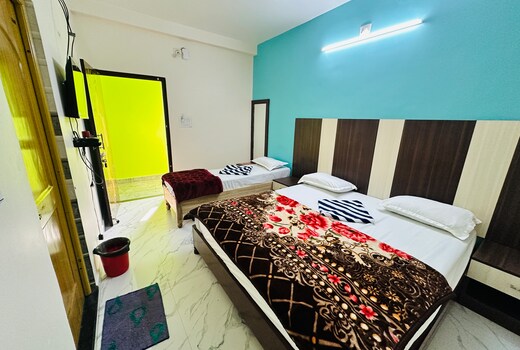 HOTEL SHREE KHETRA