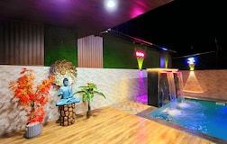 Swimming Pool 1