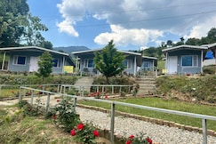 KedaraYatih Resorts | 50 Mtrs From Helipad