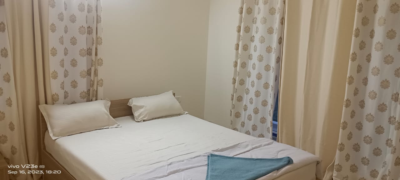 PRS Home Stay Villa - Tap to explore photos