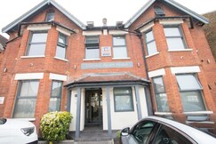 Westciti Caroco Aparthotel,  London