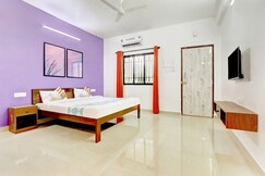 Shrikrishna Premium Rooms Goa | Balcony & Common Pool, Goa