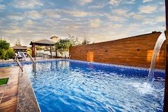 The Majestic Villa by 23 VillaStay | Entire 4BHK Villa, Lonavala