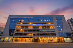 FabHotel Malva, Ahmedabad
