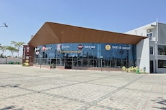 Hotel Srs Manor, Mandya