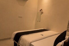 The Shyam Kripa Stay, Ayodhya