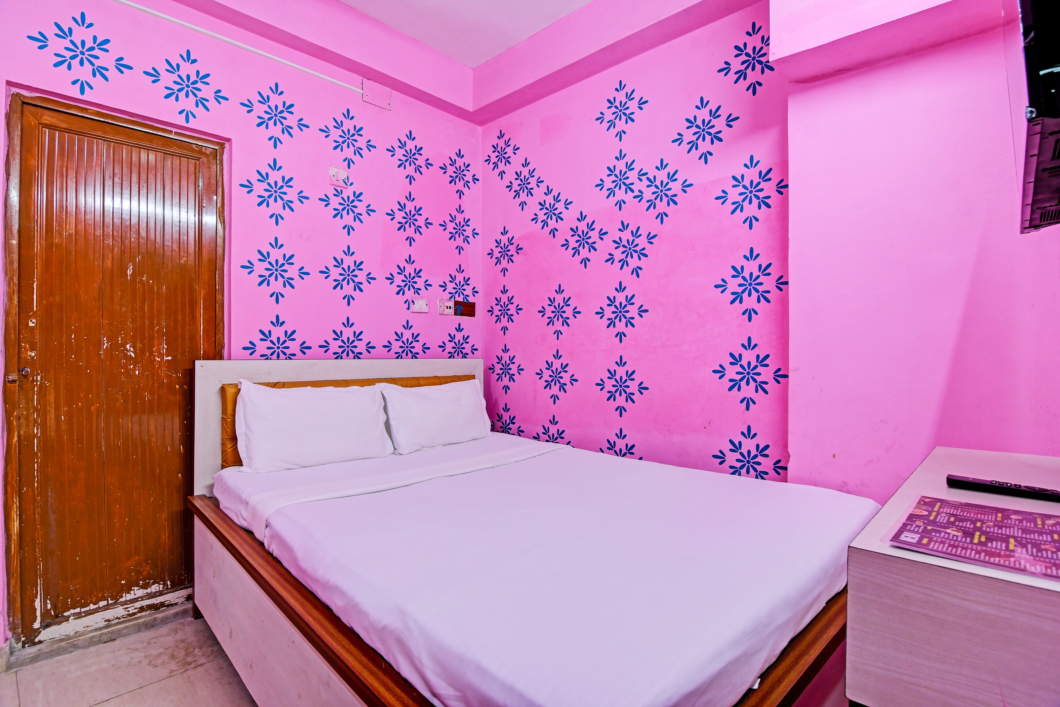 Hotel O Ananya Guest House - Tap to explore photos