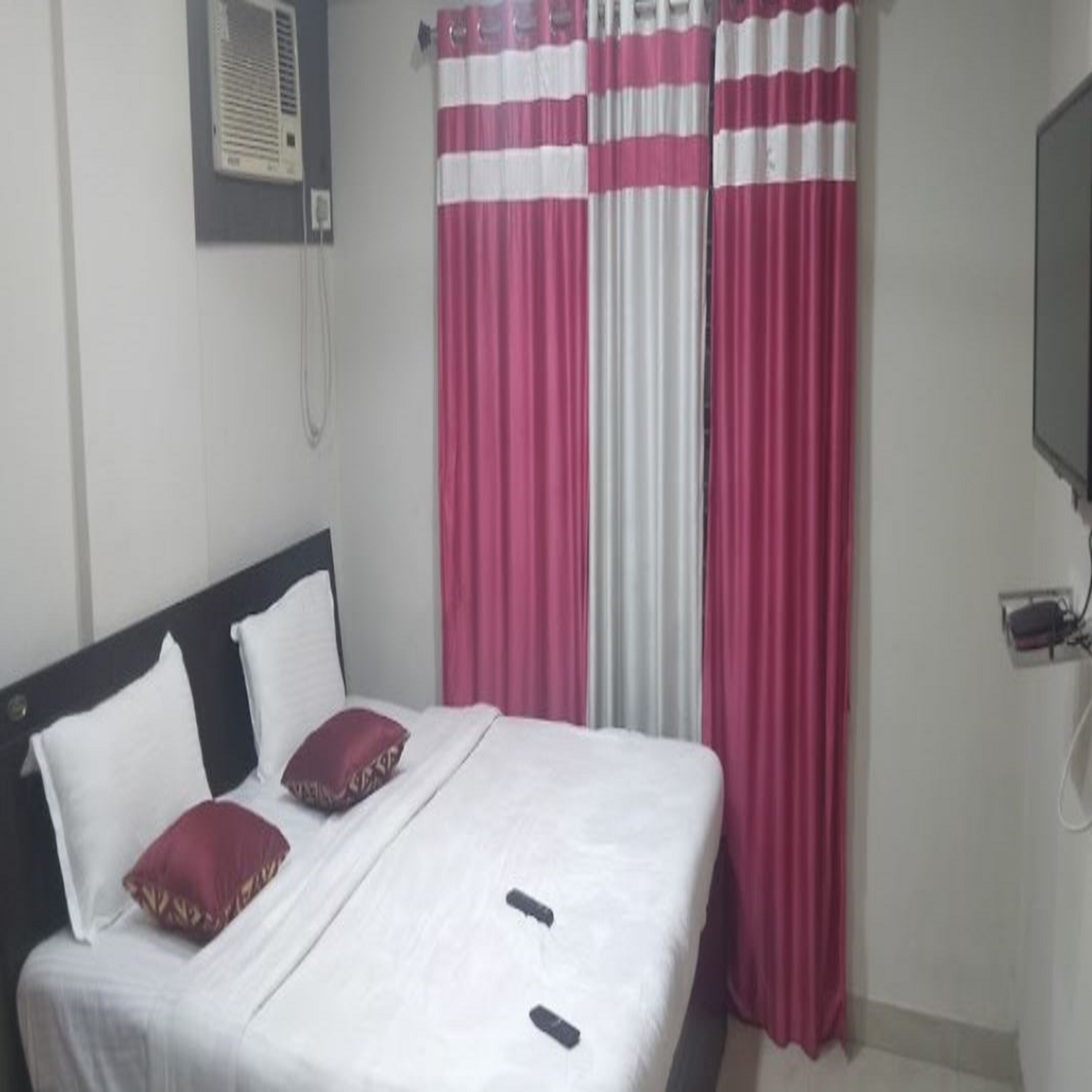 Cozy apartment very near to Kolkata Airport - Tap to explore photos