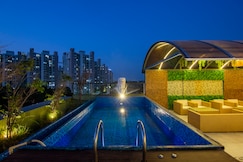 The Embassy Inn, Sector 143, Noida, Noida