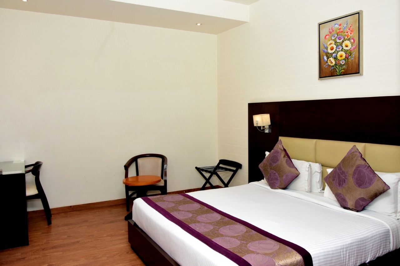 G HOTEL KAMLA NAGAR AGRA - Tap to explore photos