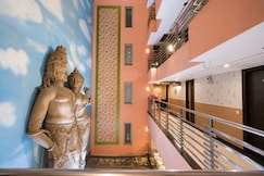 Hotel Waterfall, Delhi