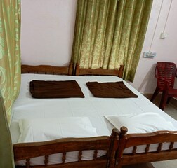 Deluxe AC Room