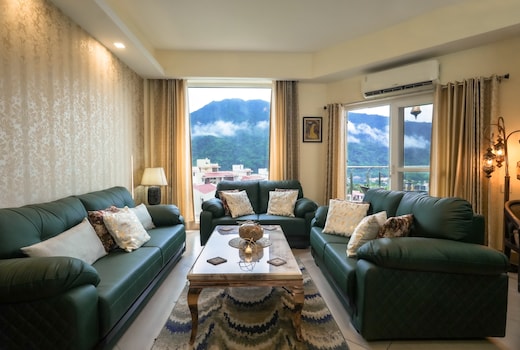 Aarohan 4BHK Apartment with Ganga View