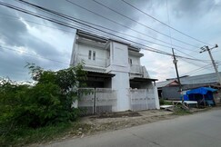 Hotel O Ziza Kost82 Syariah, Pinrang