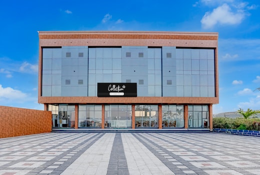 Collection O Kanifnath Trek Pune