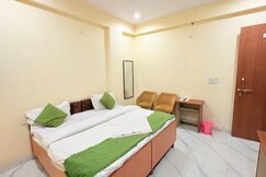 FabHotel RV, Noida